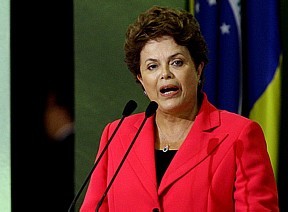 Dilma perde para Lula apenas no índice de confiança, com diferença de 1 ponto percentual - Dida Sampaio/AE - 01.05.2011